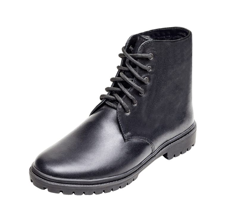 Envelope-type shoes with laces models 307.